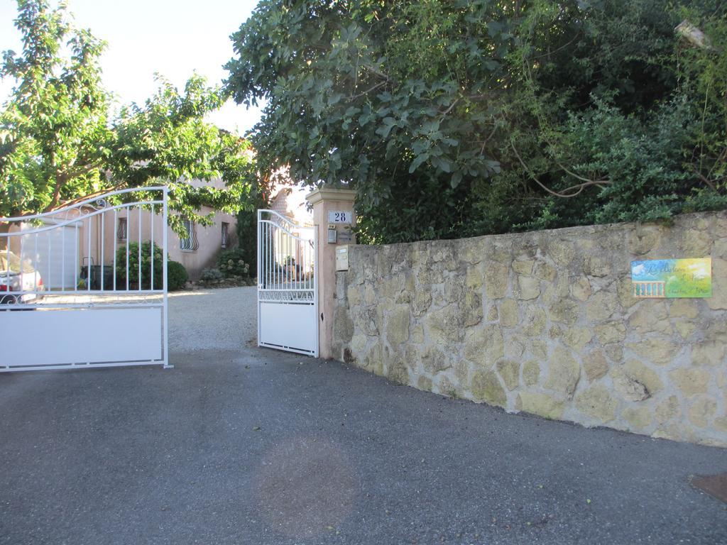Appartement Les Balcons D'Azur Vernegues Exterior photo